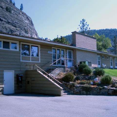 Gallagher Lake Lodge